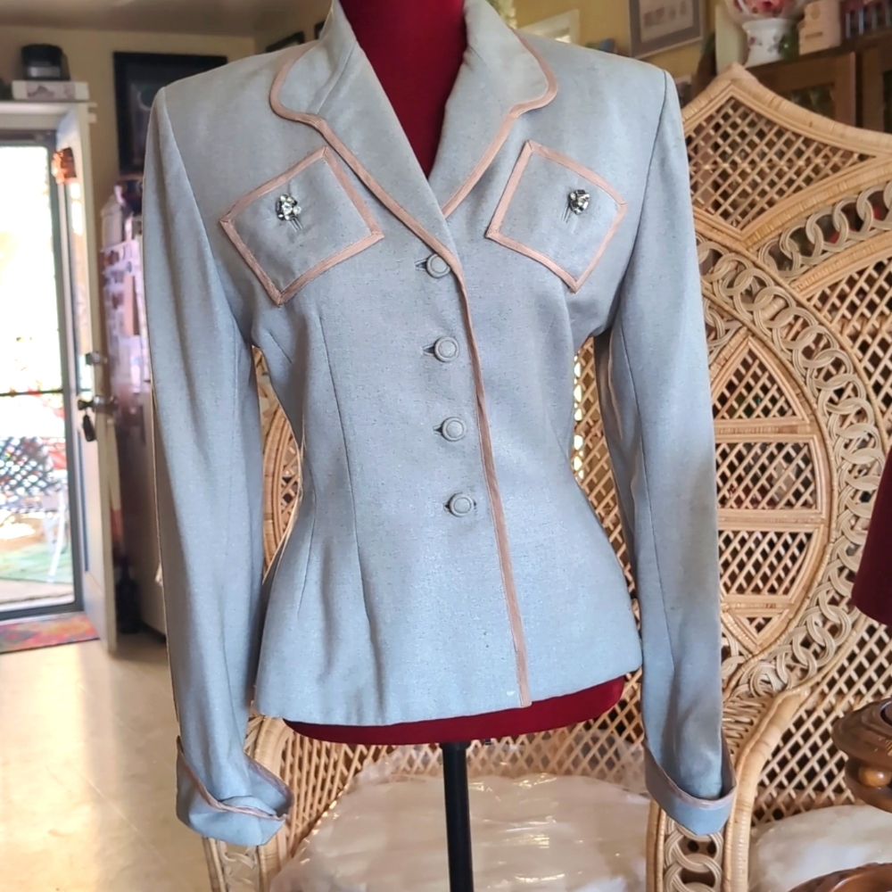 1940's glamour gray w/pink Lilli Ann Suit